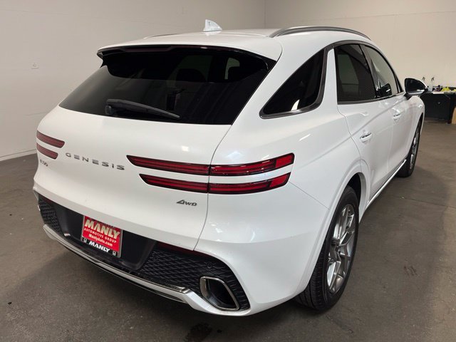 Used 2025 Genesis GV70 2.5T AWD/4WD image 3