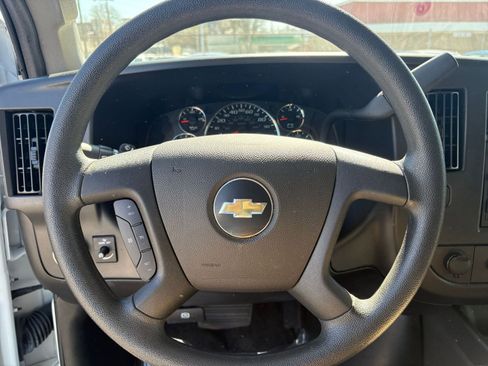 Used 2024 Chevrolet Express 3500 LT w/ LT Preferred Equipment Group image 27