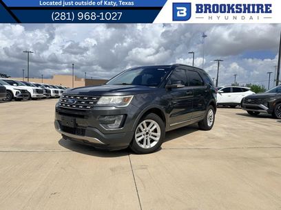 Used 2016 Ford Explorer XLT w/ Equipment Group 202A