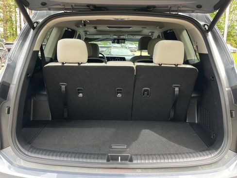 Used 2023 Kia Telluride EX w/ EX Captain's Chair Package image 27