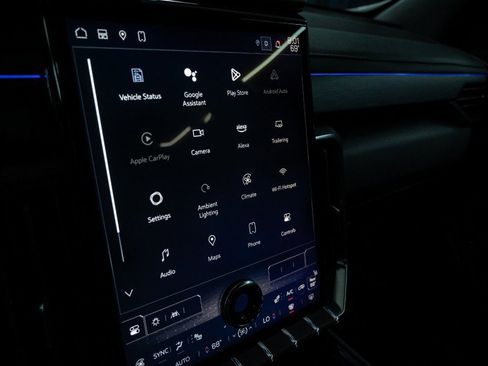 Used 2024 GMC Acadia AT4 w/ Luxury Package image 20