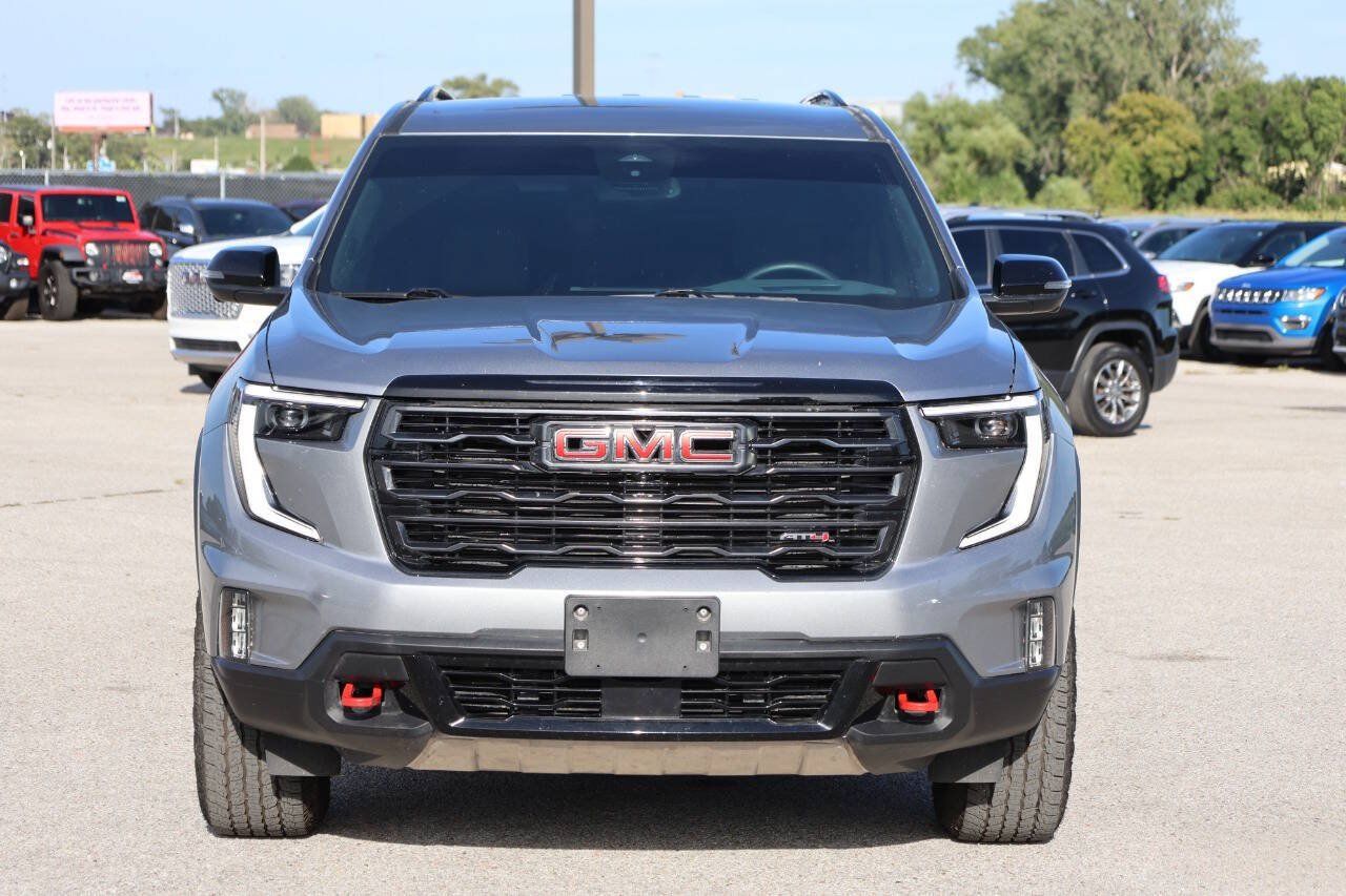 Used 2025 GMC Acadia AT4 AWD/4WD image 5