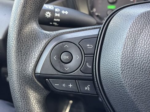 Used 2023 Toyota Corolla LE image 24