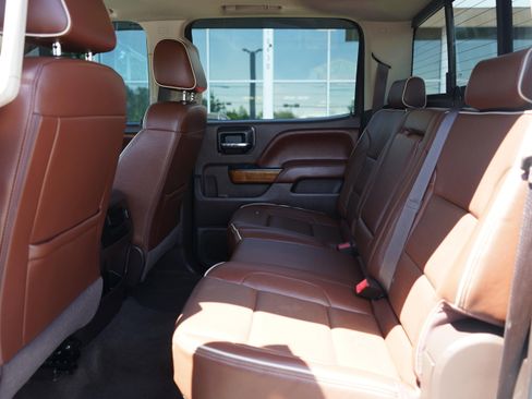 Used 2016 Chevrolet Silverado 1500 High Country w/ High Country Premium Package AWD/4WD image 16
