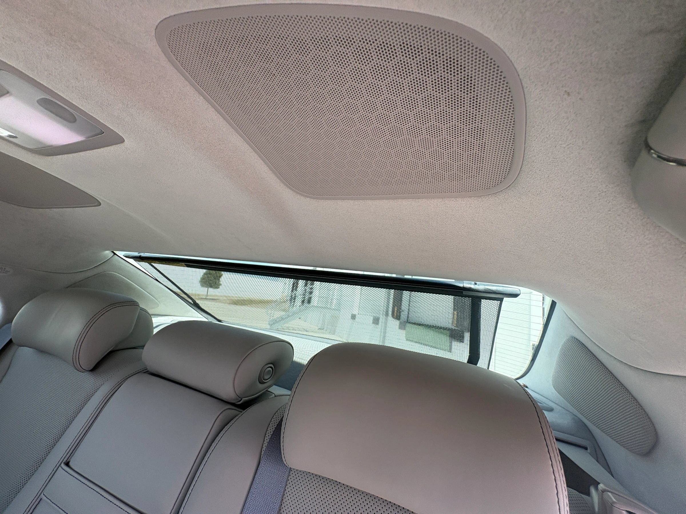 Used 2015 Lexus LS 460 w/ Ultra Luxury Package RWD image 38
