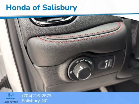 Used 2024 Dodge Durango GT image 20