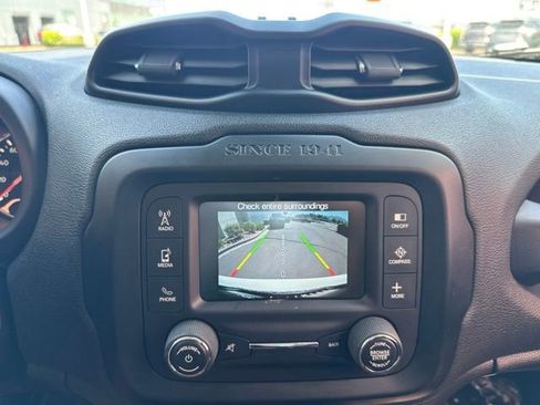 Used 2016 Jeep Renegade Trailhawk AWD/4WD image 10