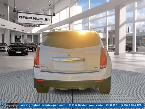 Used 2015 Cadillac SRX Luxury image 6