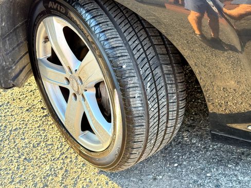 Used 2011 Mercedes-Benz S 550 4MATIC image 85