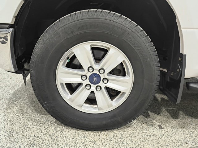Used 2015 Ford F150 XLT w/ Equipment Group 301A Mid AWD/4WD image 10