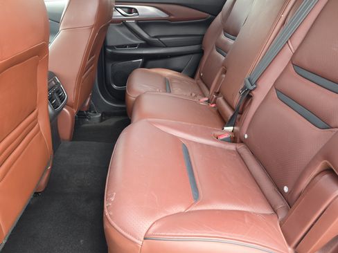 Used 2018 MAZDA CX-9 Signature AWD/4WD image 9
