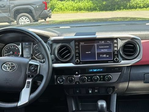 Certified 2023 Toyota Tacoma SR5 AWD/4WD image 24