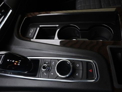 Certified 2023 Cadillac Escalade Sport Platinum image 34