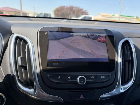 Used 2019 Chevrolet Equinox Premier AWD/4WD image 17