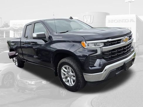 Used 2023 Chevrolet Silverado 1500 LT RWD image 6