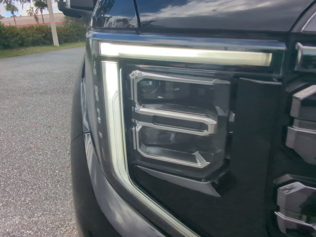 Used 2024 GMC Sierra 1500 Denali Ultimate AWD/4WD image 11