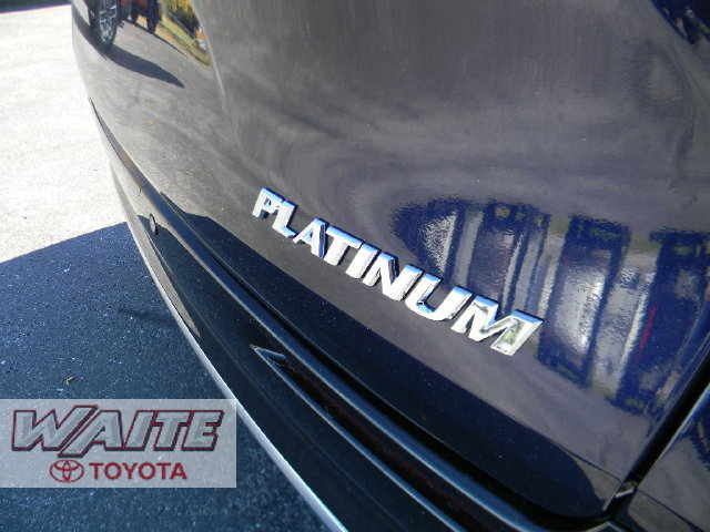 New 2026 Toyota Sienna Platinum AWD/4WD image 7