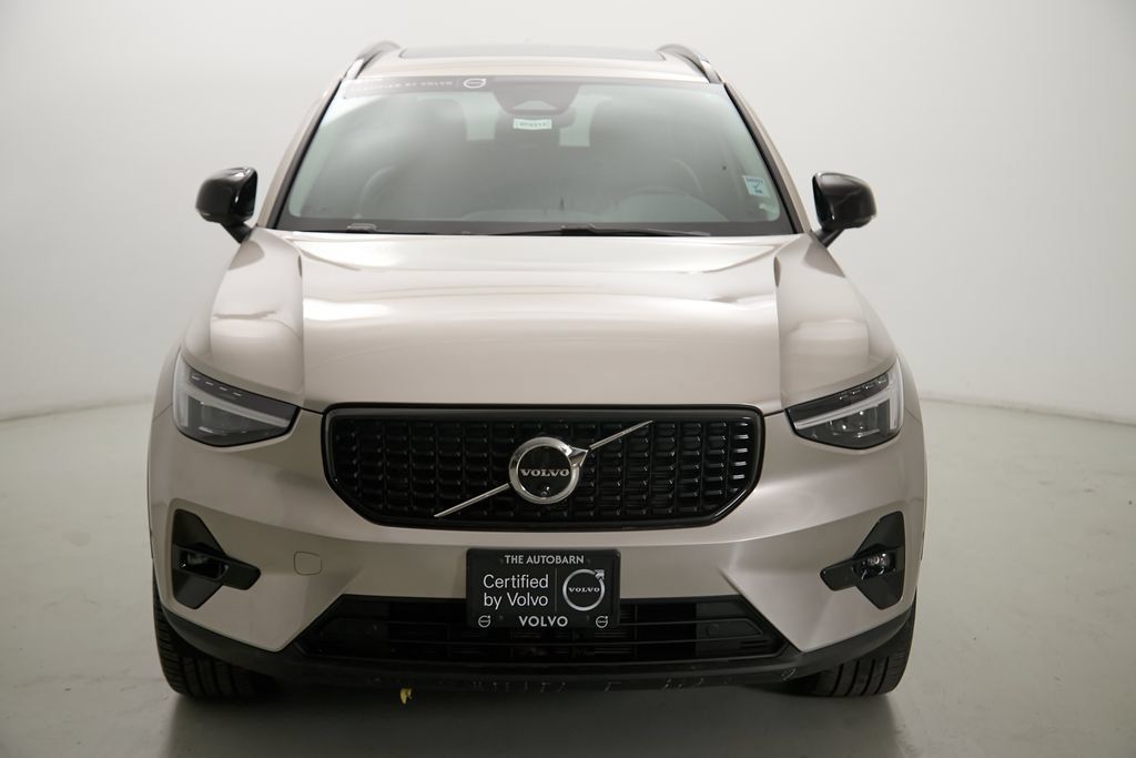 Certified 2024 Volvo XC40 B5 Plus w/ Protection Package Premier AWD/4WD image 5