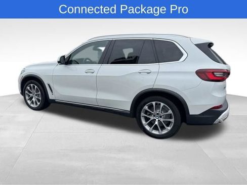 Used 2022 BMW X5 xDrive40i w/ Premium Package AWD/4WD image 6