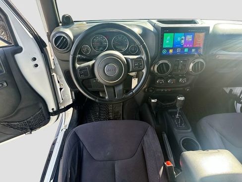 Used 2013 Jeep Wrangler Unlimited Sport AWD/4WD image 21