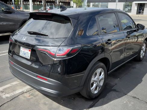 Used 2024 Honda HR-V LX image 5