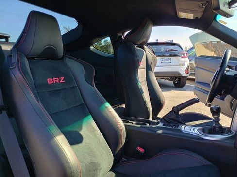 Used 2017 Subaru BRZ Limited w/ Popular Package #3 image 19