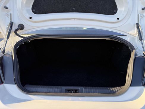 Used 2024 Toyota GR86 Premium RWD image 10