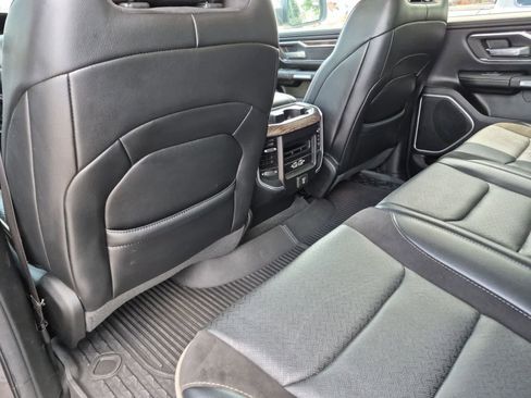 Used 2020 RAM 1500 Laramie AWD/4WD image 18