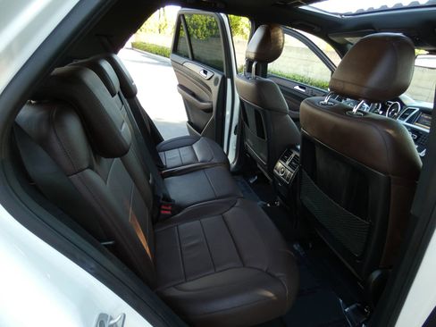 Used 2015 Mercedes-Benz ML 350 4MATIC image 41