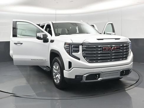Used 2023 GMC Sierra 1500 Denali w/ Technology Package AWD/4WD image 59