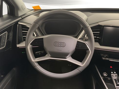 Used 2022 Audi Q4 e-tron Premium Plus w/ Premium Plus AWD/4WD image 19