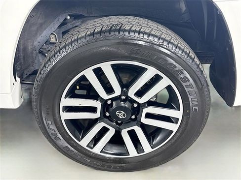 Certified 2023 Toyota 4Runner Limited image 31