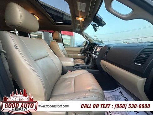 Used 2019 Toyota Sequoia Limited image 14