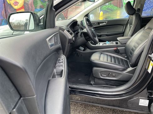 Used 2023 Ford Edge SEL image 14