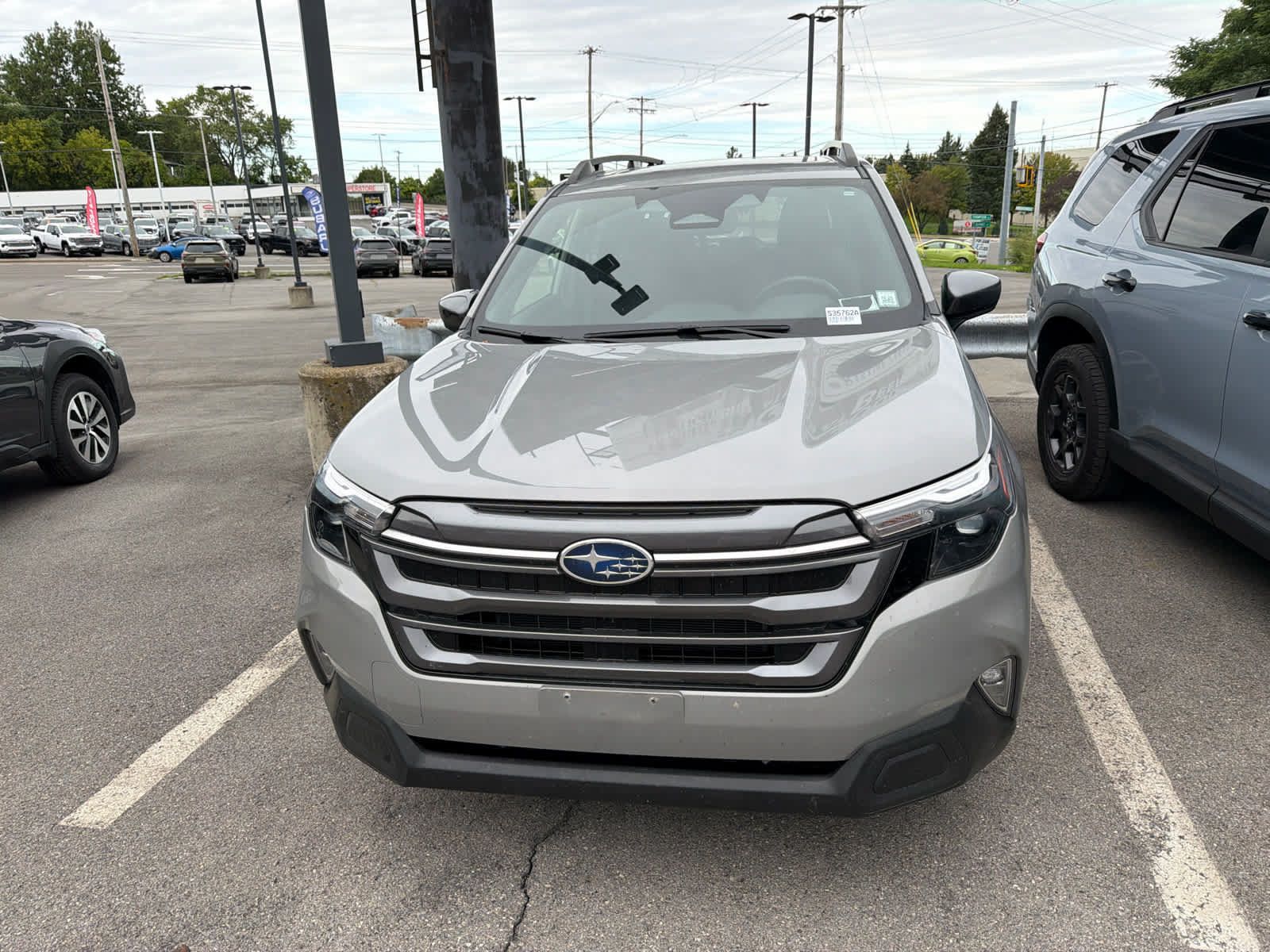 Used 2025 Subaru Forester Premium AWD/4WD image 13