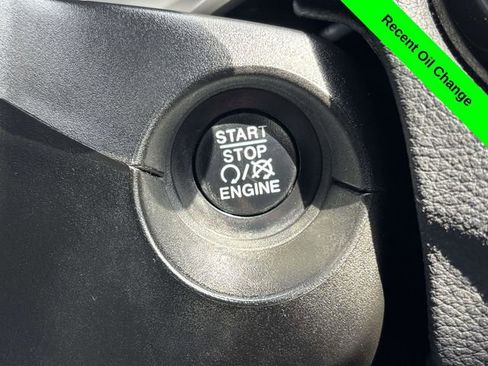 Used 2019 Jeep Compass Limited image 15