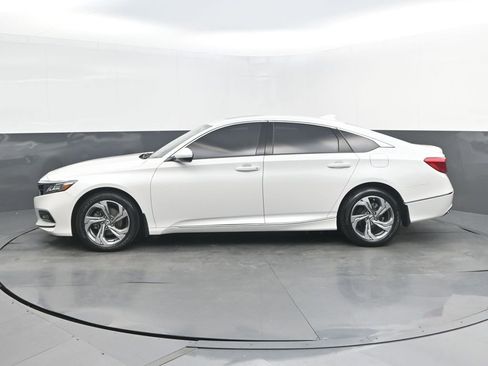 Used 2019 Honda Accord EX image 2