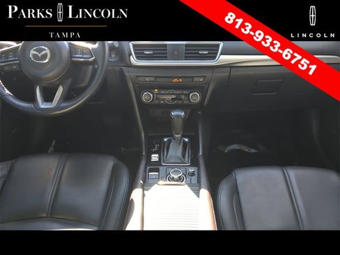 Used 2017 MAZDA MAZDA3 Touring w/ Popular Equipment Package image 13