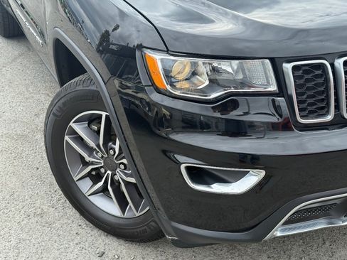 Used 2021 Jeep Grand Cherokee Limited AWD/4WD image 3