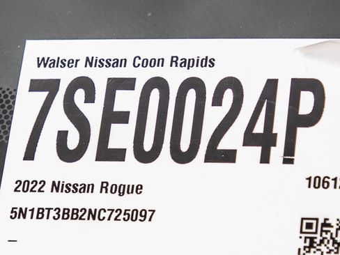 Used 2022 Nissan Rogue SV AWD/4WD image 30