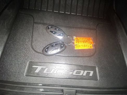 Used 2025 Hyundai Tucson SEL FWD image 29