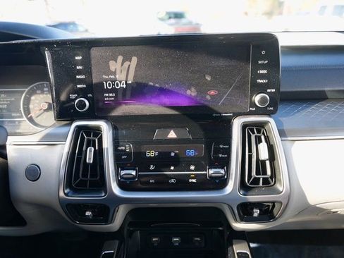 Used 2022 Kia Sorento S w/ Panoramic Sunroof Package image 20