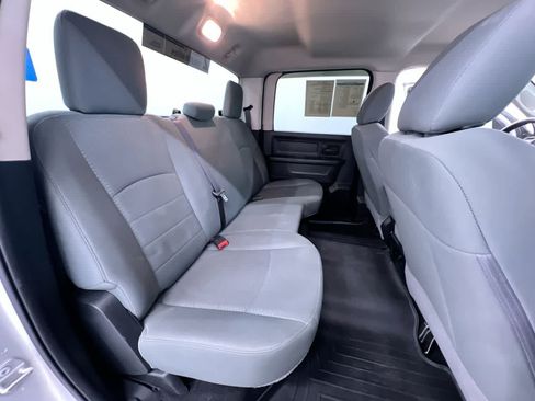 Used 2018 RAM 1500 Express w/ Express Value Package RWD image 35