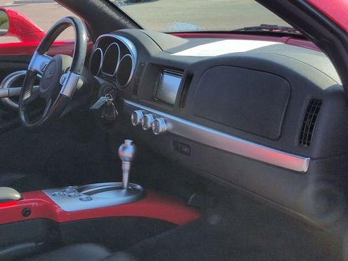 Used 2003 Chevrolet SSR w/ Preferred Equipment Group RWD image 30