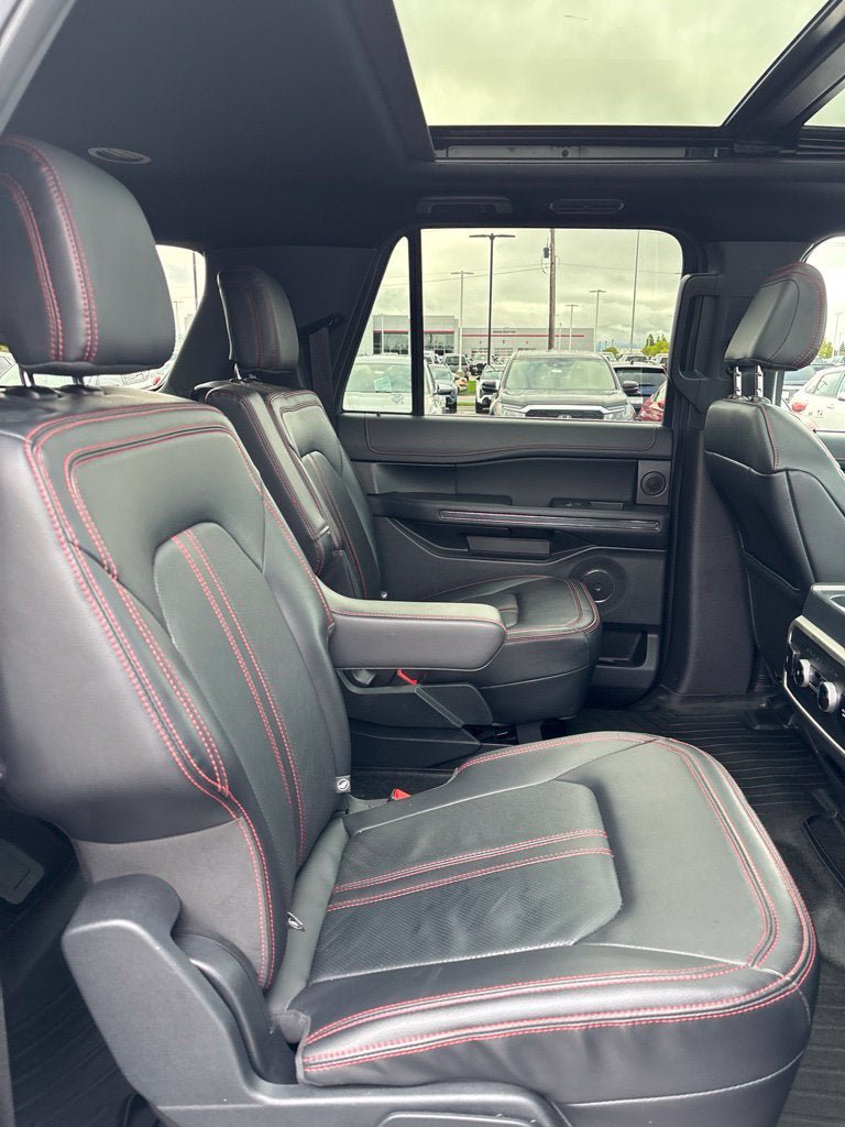 Used 2024 Ford Expedition Max Limited AWD/4WD image 30