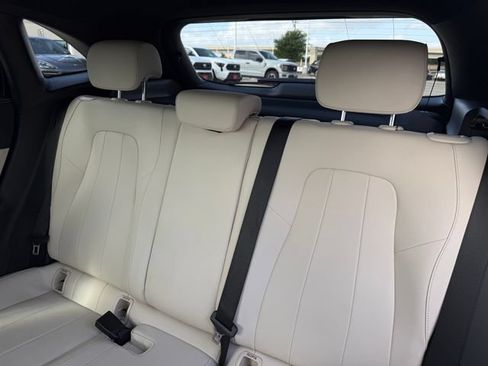 Used 2025 Mercedes-Benz GLA 250 image 24