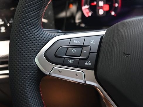 New 2025 Volkswagen GTI SE image 10