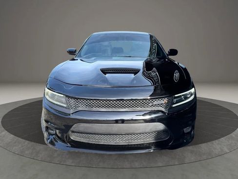 Used 2017 Dodge Charger R/T Scat Pack w/ Dynamics Package RWD image 5