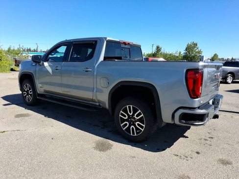 Used 2023 GMC Sierra 1500 AT4 w/ Technology Package AWD/4WD image 6