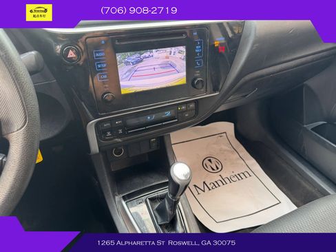 Used 2019 Toyota Corolla LE FWD image 14